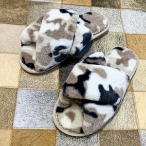 Womens Slippers Size 8 Brown Camouflage Slip On Shoes